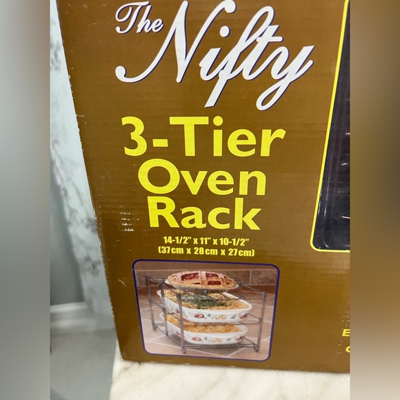 Kitchen items- 3 tier oven rack, chicken roaster and ramekin 4 pack - Picture 3 of 4